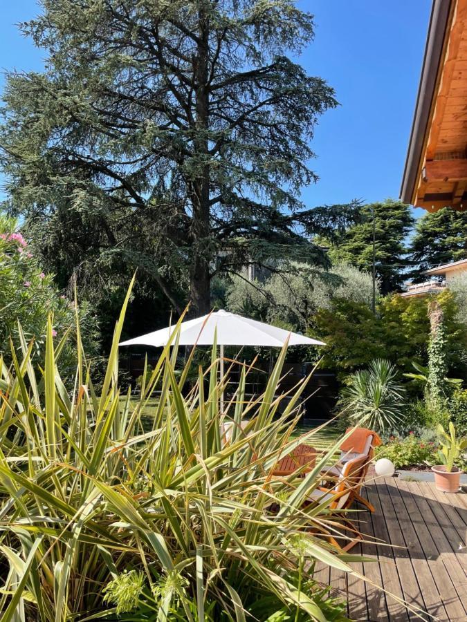 Villa Arzilla Desenzano del Garda Esterno foto